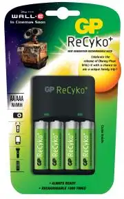 4db GP ReCyko+ 2100mAh akkumulátor + töltővel + ajándék Disney